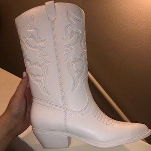 White cowgirl boot